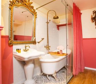 Classic Double Room with Internal Window	