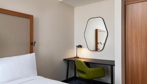 Standard Queen Room with Two Queen Beds 