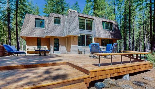 Four bedroom holiday home 
