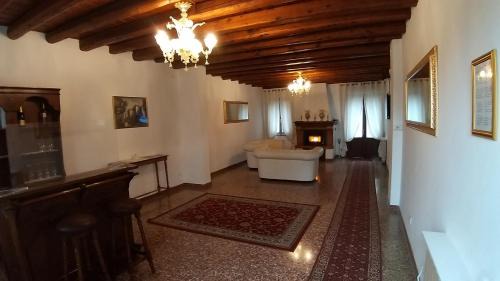 Double or Twin Room with Private External Bathroom