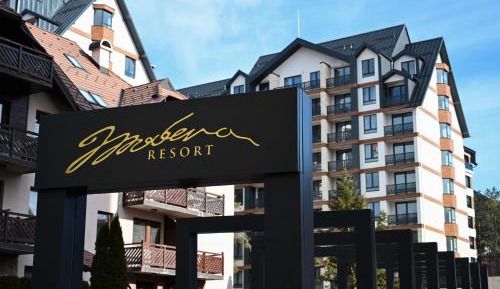 One-Bedroom Apartment with Balcony