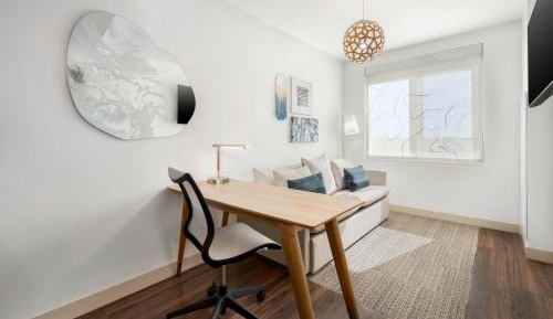 One-Bedroom King Suite with Sofa Bed - Hearing Accessible