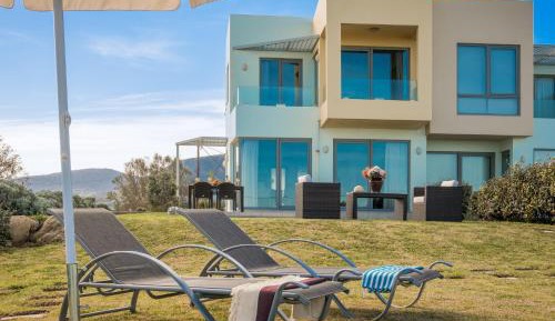 Villa - Beach Front