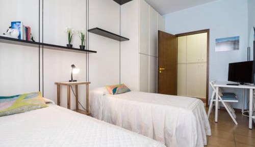 Twin Room with Balcony