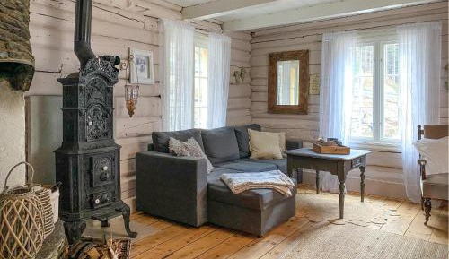 Two-Bedroom Holiday Home