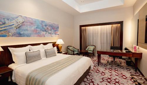 Club Deluxe King Room