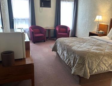 Queen Suite
