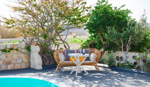 Daphne - Cycladic Two-Bedroom Villa with Private Pool and Sea View