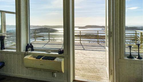 Five-Bedroom Holiday Home