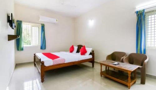 Queen Room