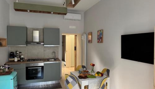 One-Bedroom Apartment with Garden