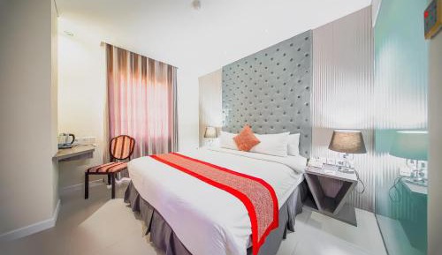 Superior King Room