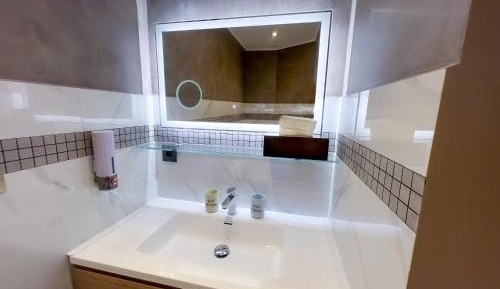 Double Room with Shared Bathroom