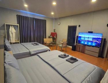 Superior Family Room