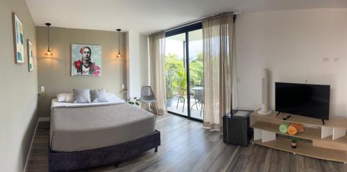 Double Room with Balcony (3 Adults)