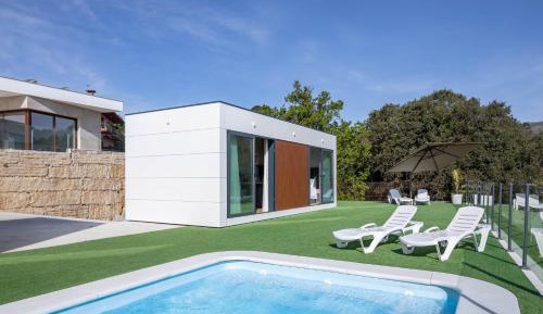 Superior One-Bedroom Apartment