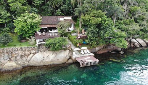 Three-Bedroom Vacation Home 