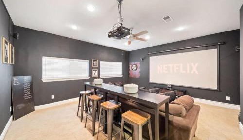 Three-Bedroom Townhouse