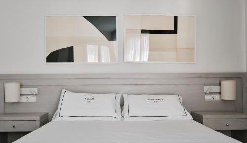 Superior Double Room with Front Sea View