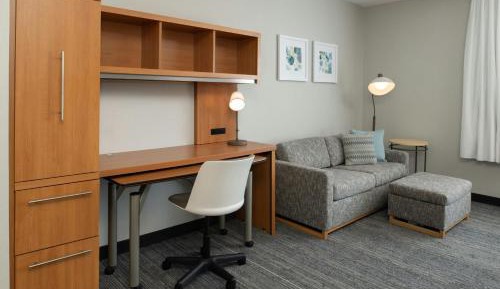 King Studio with Sofa Bed