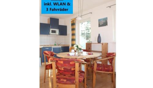 One-Bedroom Apartment with Balcony