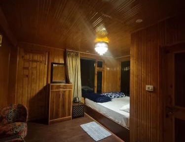 Double Room with Mountain View