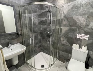 Triple Room with Shower