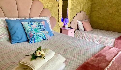 Quadruple Room with Private Bathroom