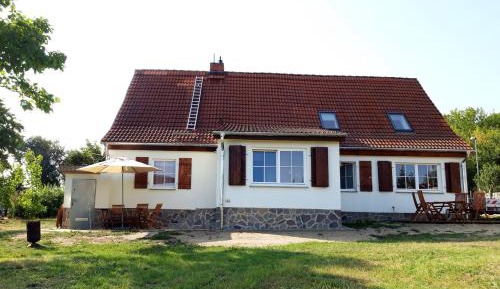 Three-Bedroom Superior Apartment