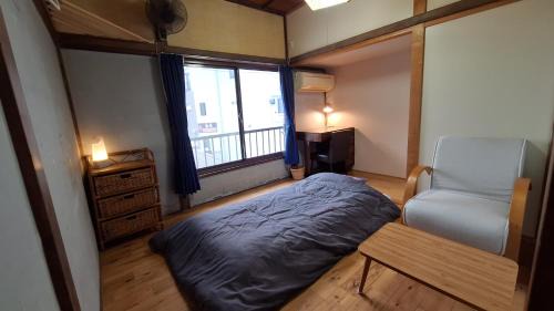 Twin Room with Shared Bathroom