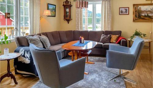 Five-Bedroom Holiday Home