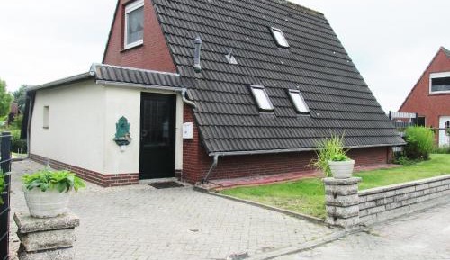 Three-Bedroom Vacation Home 