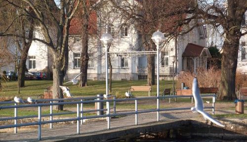 Superior One-Bedroom Apartment