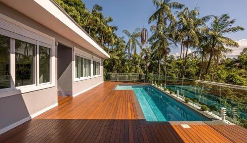 Three-Bedroom Vacation Home 