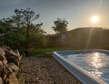 One-Bedroom Apartment with Pool View