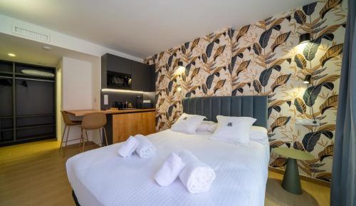 Double Room with Terrace