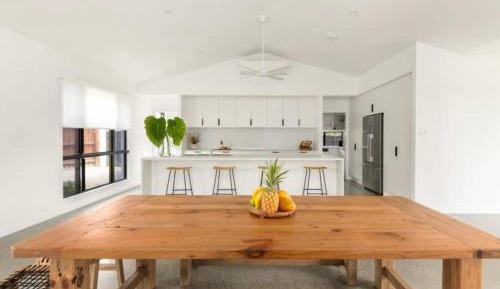 Three-Bedroom Holiday Home 