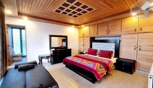 Family Room with Private Bathroom