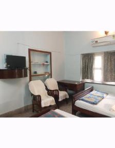 Comfort Triple Room