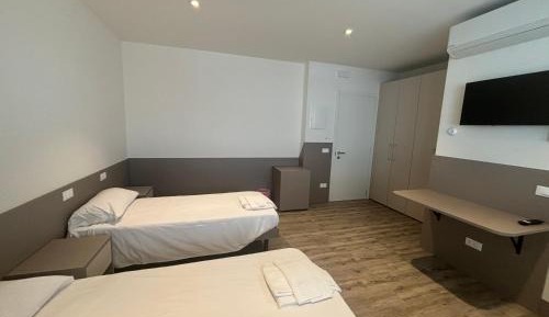 Double or Twin Room with Private Bathroom
