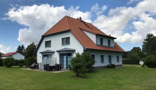 Three-Bedroom Vacation Home 