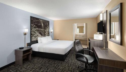 King Room - Non-Smoking