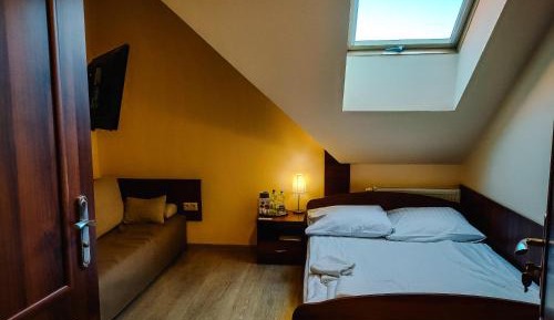 Large Double Room