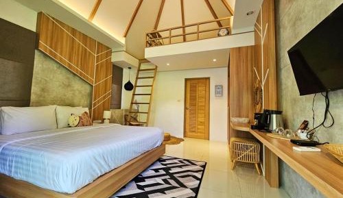 Deluxe Duplex Room