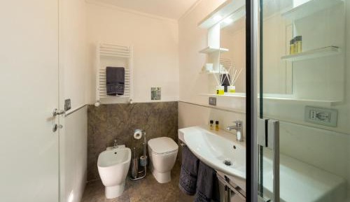 Deluxe Suite with Spa Bath