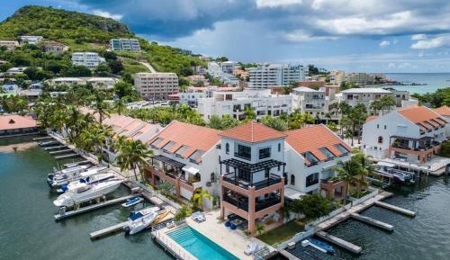 Four-Bedroom Premier Apartment