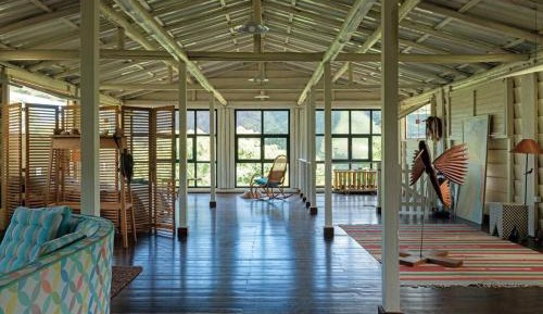 Apartment with Mountain View