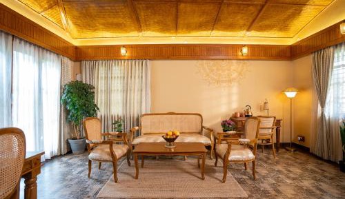 Asian Luxury Village with Balcony