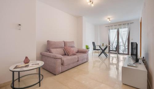 Superior One-Bedroom Apartment with Balcony