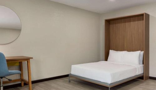 Double Room - Non-Smoking 